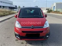 Usado Citroën Berlingo XTR 120 CV (88 kW) 2015 Rojo Monovolumen