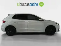 Usado Skoda Fabia Selection 95 CV (69 kW) 2024 Blanco Utilitario