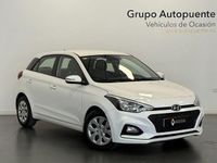 Usado Hyundai i20 100 CV (73 kW) 2020 Blanco Berlina