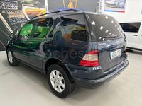 Usado Mercedes ML270 163 CV (119 kW) 2002 Gris / plata SUV