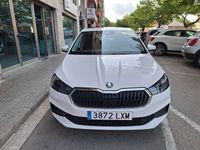 Usado Skoda Fabia Active 80 CV (58 kW) 2022 Utilitario