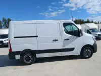 Usado Renault Master 135 CV (99 kW) 2023 Blanco Monovolumen