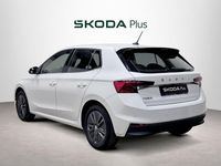 Usado Skoda Fabia 110 CV (80 kW) 2022 Blanco Utilitario