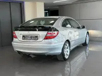 Usado Mercedes C160 Sport Edition 122 CV (89 kW) 2006 Gris / plata Coupe