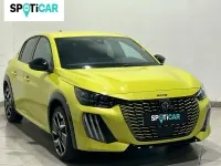 Usado Peugeot e-208 GT 114 kW (156 CV) 2024 Amarillo Utilitario