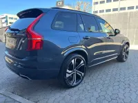 Usado Volvo XC90 R-Design 392 CV (288 kW) 2022 Azul SUV
