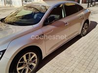 Usado Renault Talisman LIMITED 160 CV (117 kW) 2019 Gris / plata Berlina