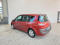 Usado Renault Scénic II Dynamique 110 CV (80 kW) 2006 Granate Monovolumen