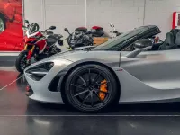 Usado McLaren 720S 721 CV (530 kW) 2022 Plateado Descapotable