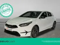 Usado Kia Ceed Style 100 CV (73 kW) 2024 Blanco Utilitario