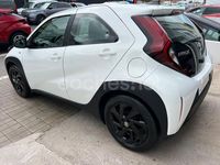 Usado Toyota Aygo X Play 72 CV (52 kW) 2023 Blanco SUV