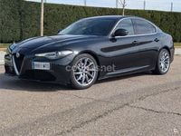 Usado Alfa Romeo Giulia Super 180 CV (132 kW) 2016 Negro Berlina