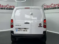 Usado Fiat Doblò 102 CV (75 kW) 2023 Blanco Monovolumen