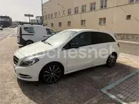 Usado Mercedes B180 109 CV (80 kW) 2012 Blanco Utilitario
