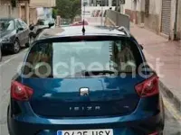Usado Seat Ibiza I-Tech 105 CV (77 kW) 2013 Azul Berlina