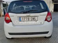 Usado Chevrolet Aveo LS 84 CV (61 kW) 2009 Blanco Berlina