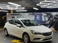 Używany Opel Astra Selective 110 KM (80 kW) 2016 Biały Sedan/Limuzyna
