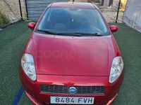 Usado Fiat Punto Classica 60 CV (44 kW) 2007 Granate Utilitario