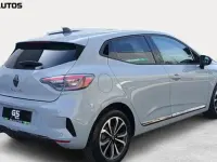 Usado Renault Clio Techno 90 CV (66 kW) 2025 Gris Utilitario