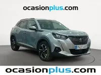 Usado Peugeot 2008 Allure 130 CV (95 kW) 2021 Gris / plata SUV