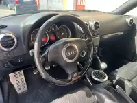 Usado Audi TT Roadster 180 CV (132 kW) 2001 Gris / plata Descapotable