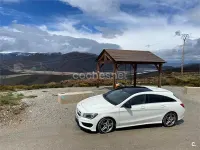 Usado Mercedes CLA220 Shooting Brake AMG line 177 CV (130 kW) 2016 Blanco Familiar