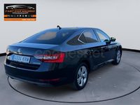 Usado Skoda Superb SportLine 150 CV (110 kW) 2018 Negro Berlina