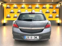 Usado Opel Astra GTC Sport 125 CV (91 kW) 2005 Gris / plata Berlina