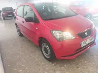 Usado Seat Mii Reference 60 CV (44 kW) 2013 Rojo Utilitario