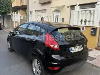 Usado Ford Fiesta Trend 70 CV (51 kW) 2012 Negro Berlina