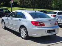 Usado Chrysler Sebring Limited 139 CV (102 kW) 2008 Gris Berlina