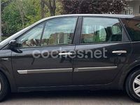 Usado Renault Grand Scénic II Authentique 115 CV (84 kW) 2005 Negro Monovolumen
