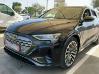 Usado Audi Q8 Sportback e-tron Advanced Plus 250 kW (340 CV) 2023 Eléctrico SUV