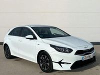 Usado Kia Ceed 100 CV (73 kW) 2025 Blanco Utilitario
