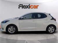 Usado Toyota Yaris Hybrid Business Edition 116 CV (85 kW) 2021 Blanco Utilitario