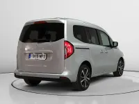 Usado Mercedes T180 116 CV (85 kW) 2023 Gris Monovolumen