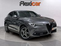 Usado Alfa Romeo Stelvio Sprint 162 CV (119 kW) 2022 Gris SUV