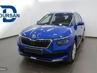Usado Skoda Kamiq Style 150 CV (110 kW) 2022 Azul SUV