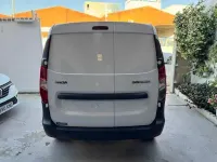 Usado Dacia Dokker Essentiel 95 CV (69 kW) 2019 Blanco Monovolumen