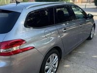 Usado Peugeot 308 SW Active 120 CV (88 kW) 2016 Gris Familiar