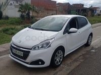 Usado Peugeot 208 Signature Sky 82 CV (60 kW) 2019 Blanco Utilitario