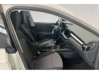 Usado Skoda Fabia Active 80 CV (58 kW) 2022 Blanco Utilitario
