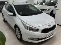 Usado Kia Ceed GT 128 CV (94 kW) 2015 Blanco Berlina