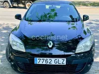 Usado Renault Mégane III Authentique 85 CV (62 kW) 2009 Negro Berlina