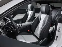 Usado Mercedes E300 245 CV (180 kW) 2017 Plateado Coupe