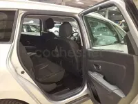 Usado Renault Grand Scénic IV Zen 120 CV (88 kW) 2020 Gris / plata Monovolumen