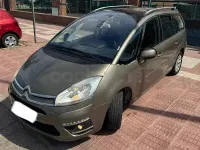 Usado Citroën Grand C4 Picasso Tonic 112 CV (82 kW) 2012 Beige Monovolumen