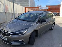 Usado Opel Astra Dynamic 110 CV (80 kW) 2017 Beige Familiar