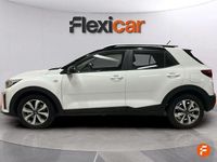 Usado Kia Stonic 100 CV (73 kW) 2021 Blanco SUV