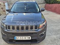 Usado Jeep Compass Longitude 120 CV (88 kW) 2019 Gris / plata SUV